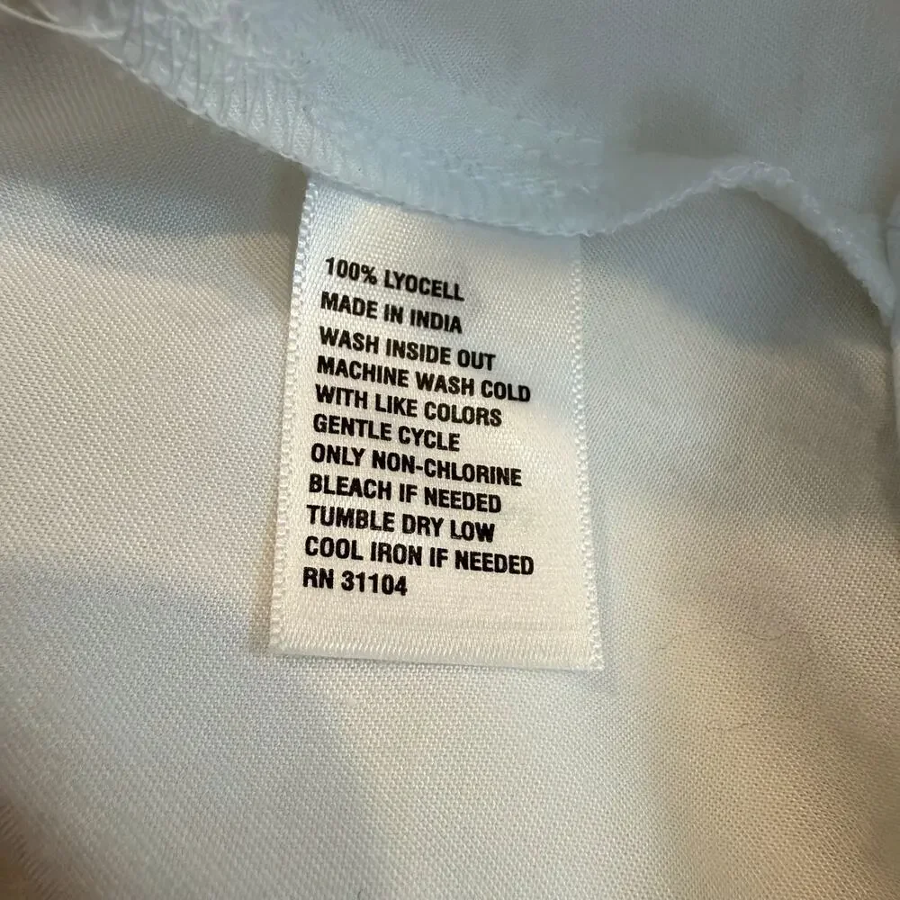 Crown & Ivy White Long Sleeve Pop Over Top Button V Neck Loose Flattering Fit - Picture 10 of 16